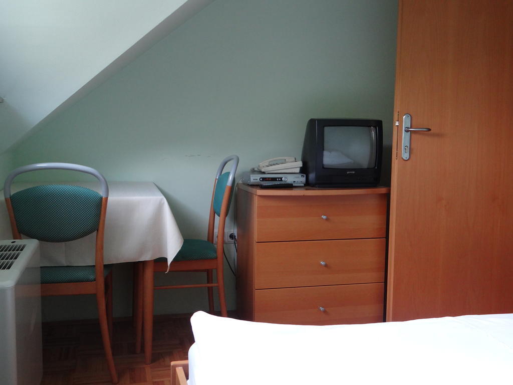 Rooms Hochkraut Τσέλιε Δωμάτιο φωτογραφία